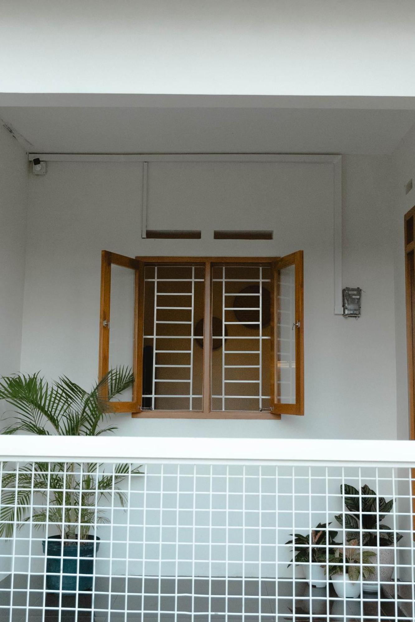 Ninap Hostel Banyuwangi  Eksteriør billede