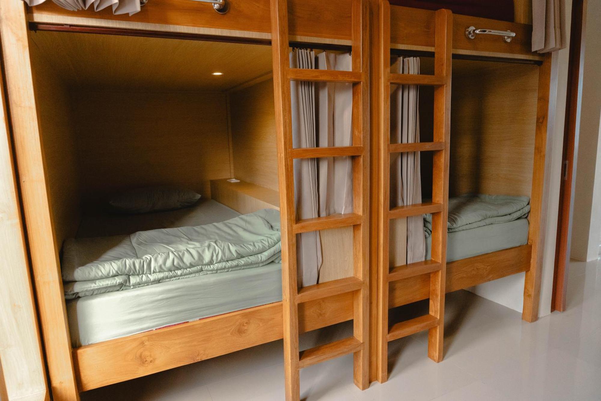Ninap Hostel Banyuwangi  Eksteriør billede