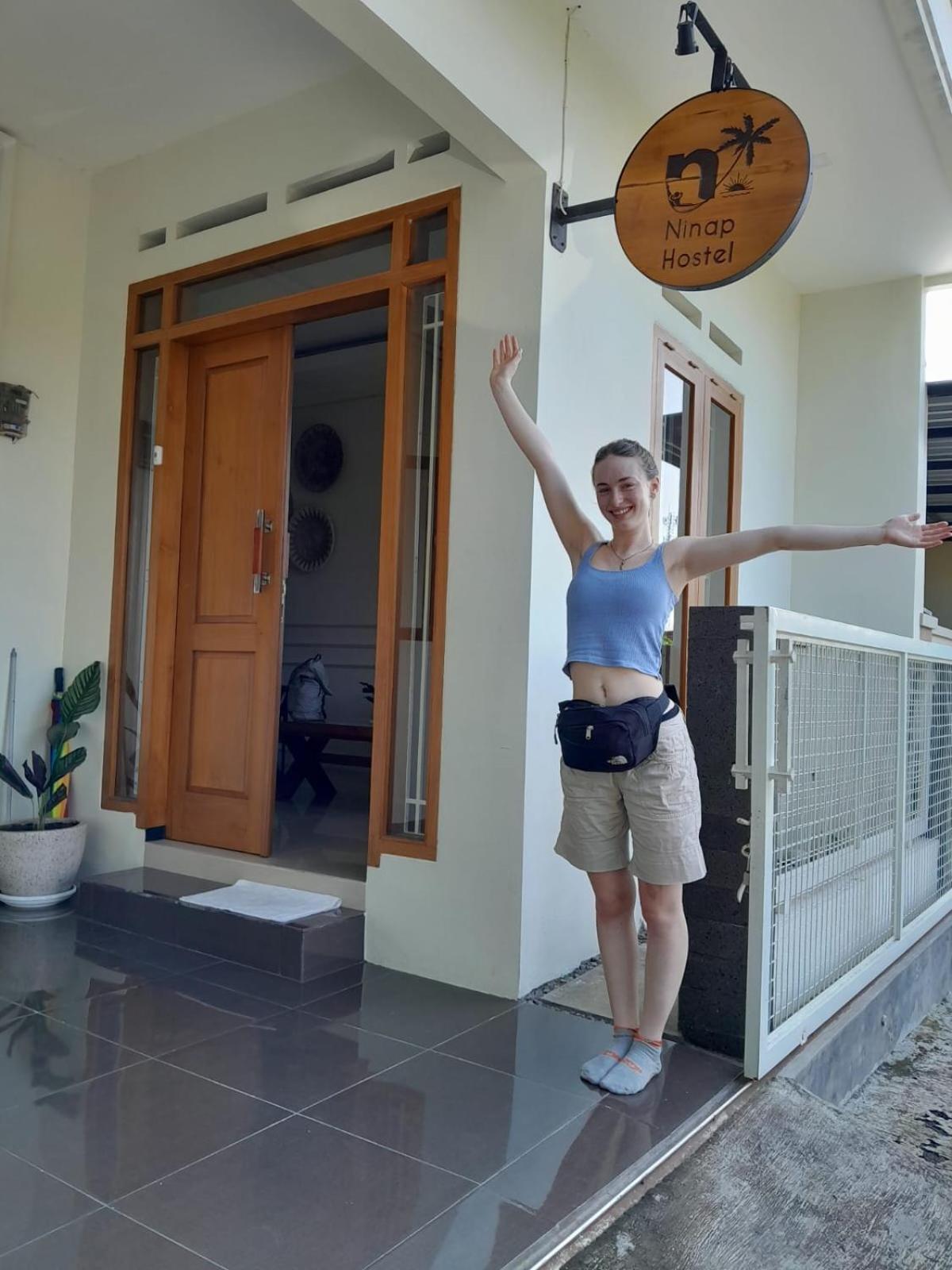 Ninap Hostel Banyuwangi  Eksteriør billede